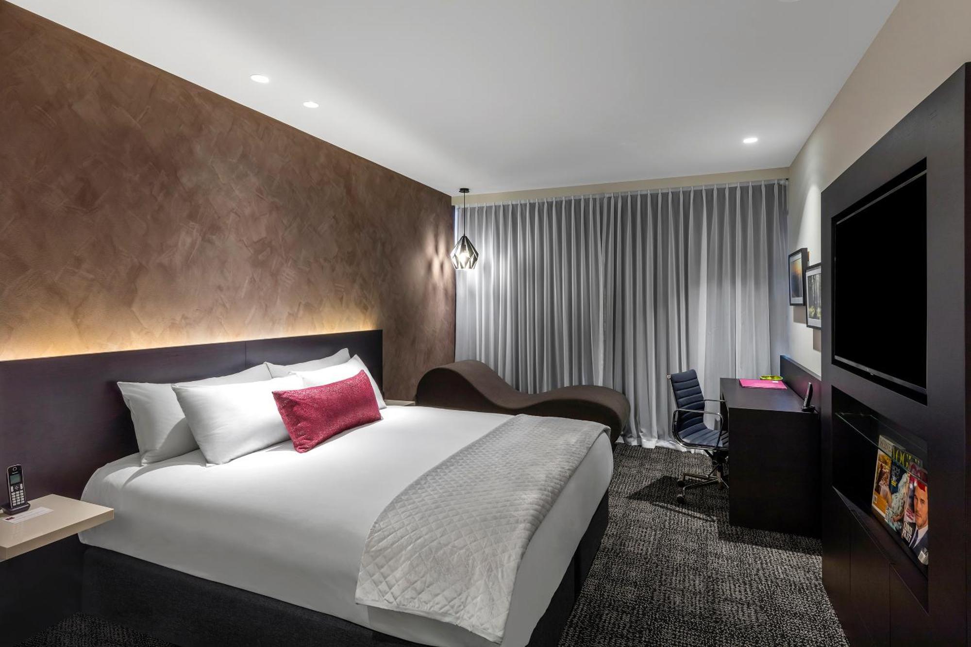 Sage Melbourne Ringwood Hotel Exterior photo