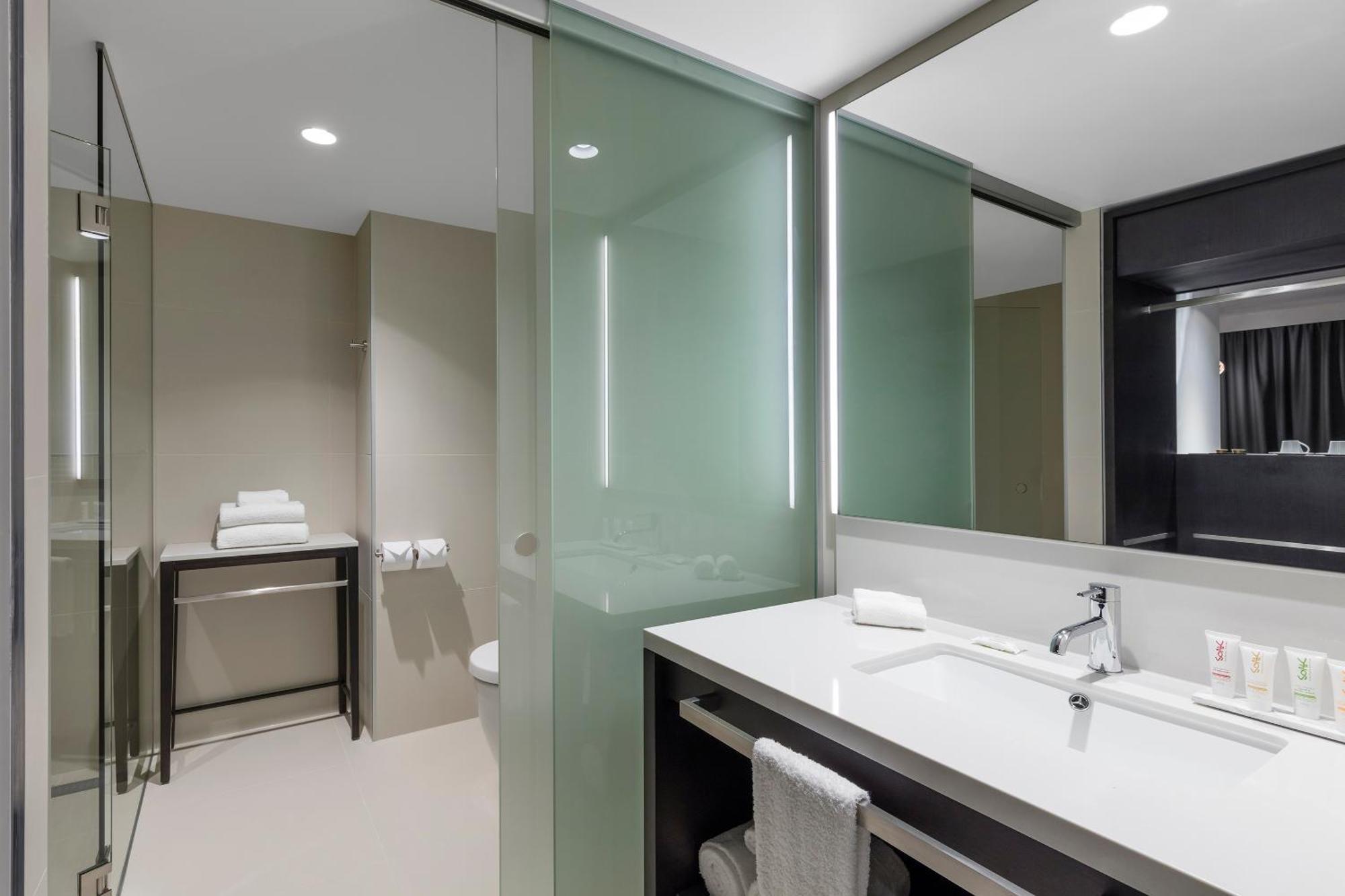 Sage Melbourne Ringwood Hotel Exterior photo