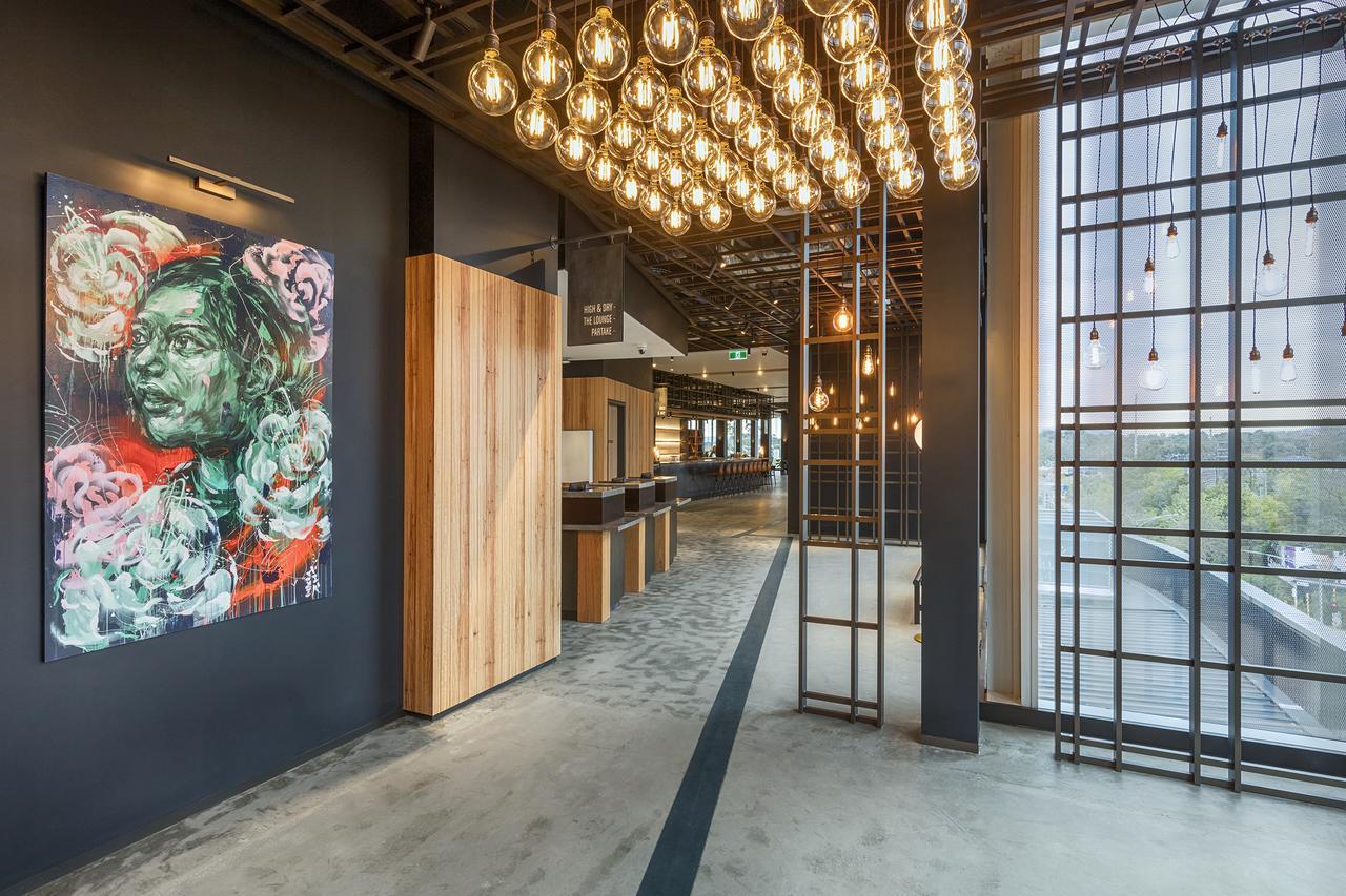 Sage Melbourne Ringwood Hotel Exterior photo