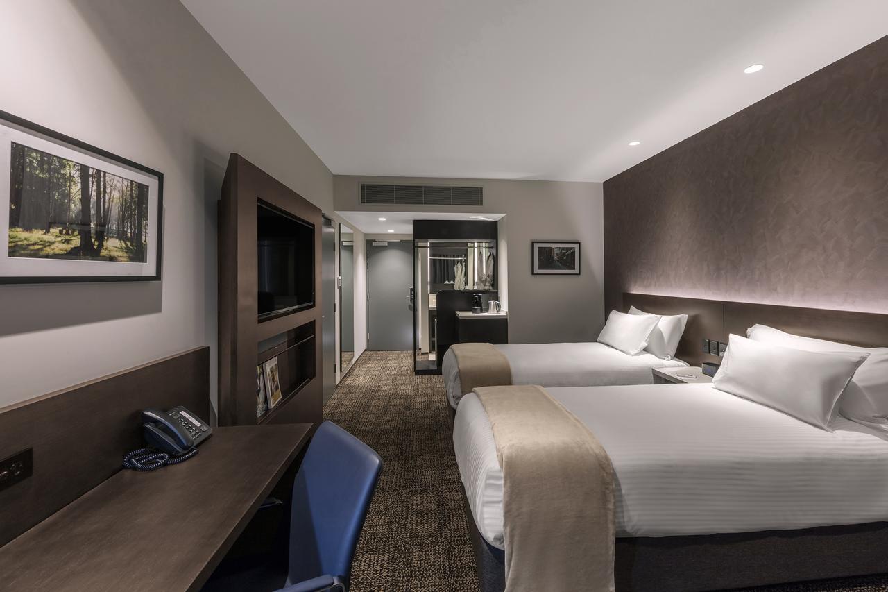 Sage Melbourne Ringwood Hotel Exterior photo